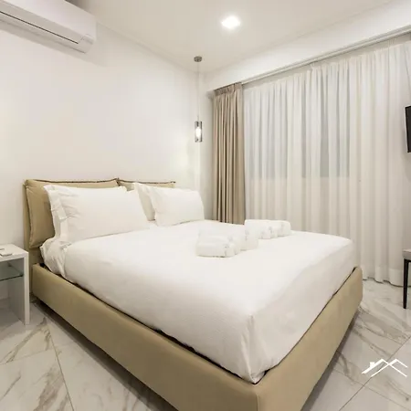Lux 1m | 1br | A/c | Wifi| 6pax By Tilo *