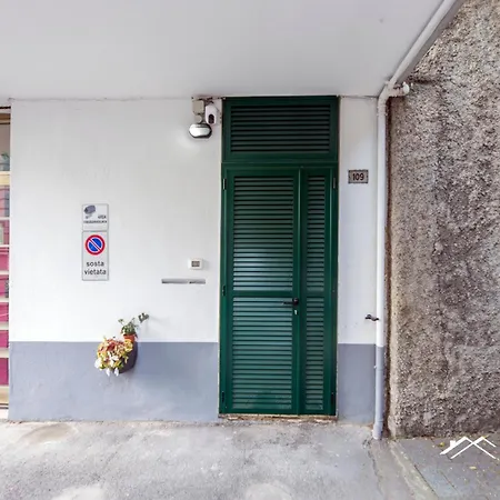 Lux 1m | 1br | A/c | Wifi| 6pax By Tilo Apartment *